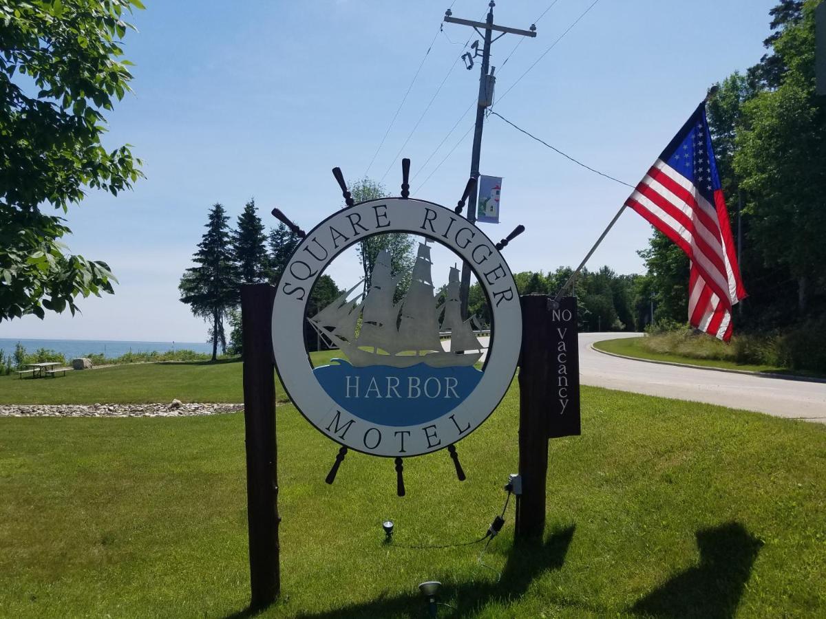 Square Rigger Harbor Motel เบลีย์ส ฮาร์เบอร์ ภายนอก รูปภาพ