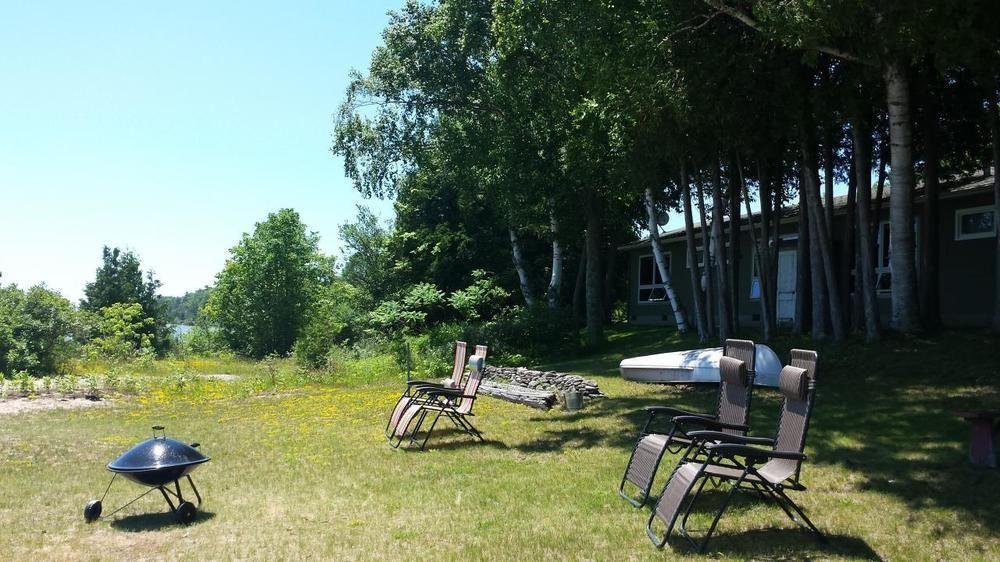 Square Rigger Harbor Motel เบลีย์ส ฮาร์เบอร์ ภายนอก รูปภาพ